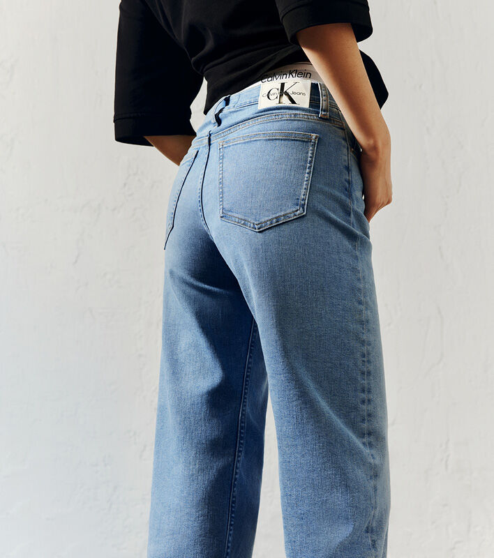 Calvin Klein Women Denim Fit Guide